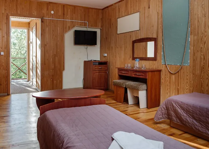 Otel Konvalia Truskavets