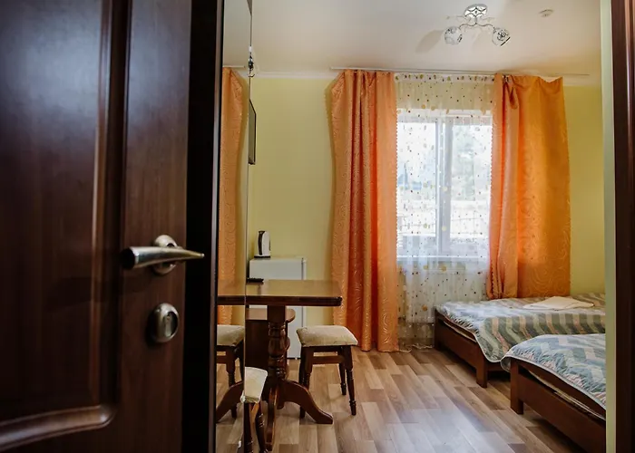 Konvalia Otel Truskavets