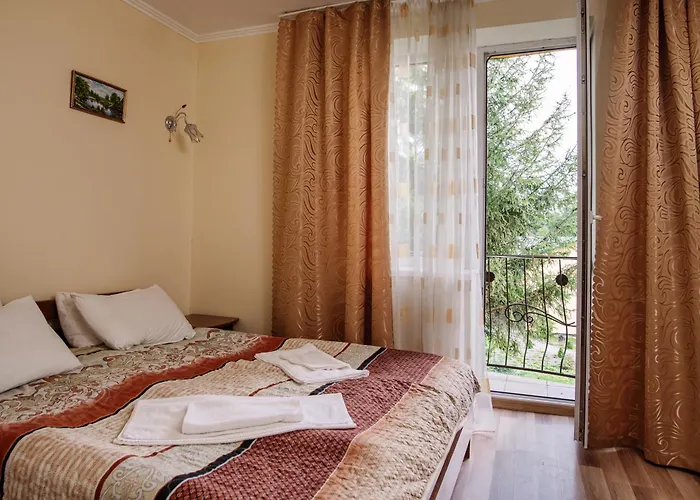Otel Konvalia Truskavets