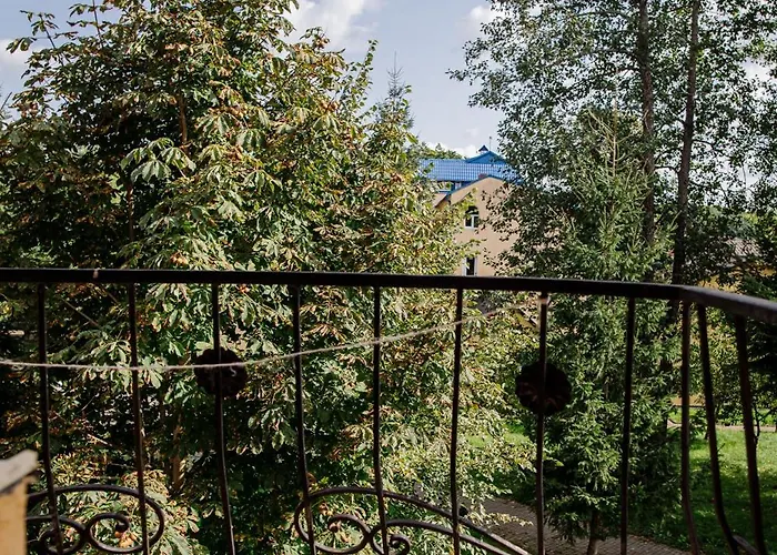 Konvalia Otel Truskavets