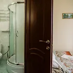 Konvalia Hotel 2*