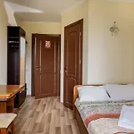 Konvalia Hotel 2*