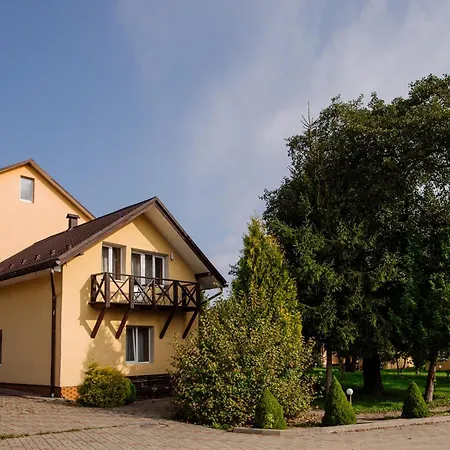 Konvalia Hotel 2*